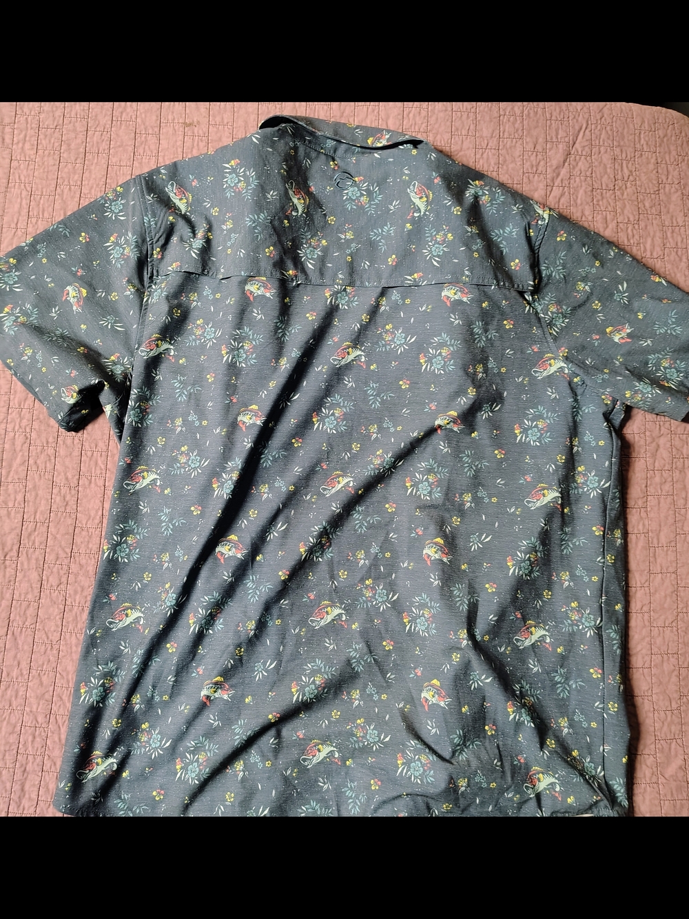 Magellan Fish Gear Shirt Mens 2XL Blue Bass Floral Short Sleeve Button Front - Picture 2 of 6